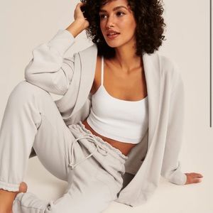 NWOT A&F Open Front Fleece Cardigan